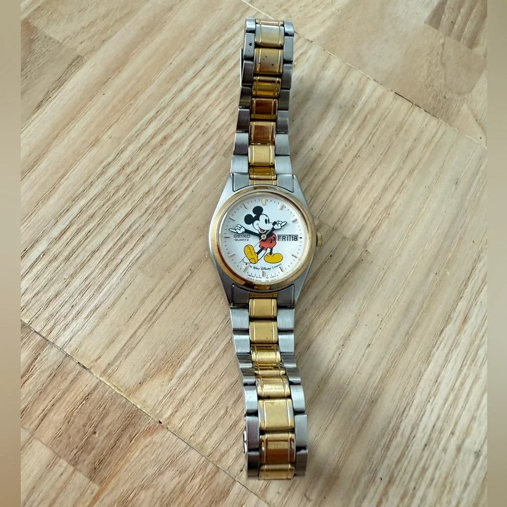 Rare Seiko Disney Mickey Mouse ladies two tone dress watch NEW BATTERY
